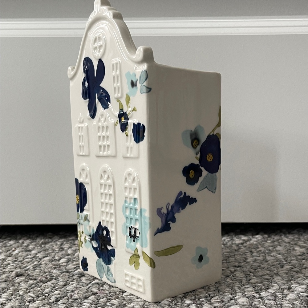 Anthropologie Alice Townhouse Pot - Picture 3 of 9